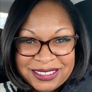 Meet your Posher, Dr. erika